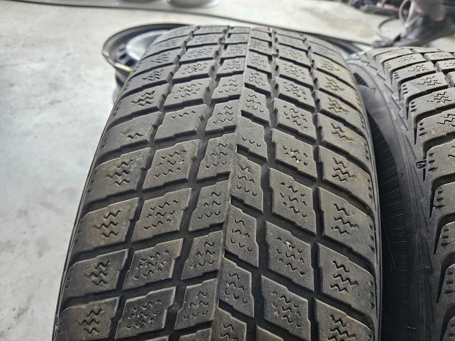 Set 4 Anvelope IARNA 235.55.18 "Nexen" ; stare buna