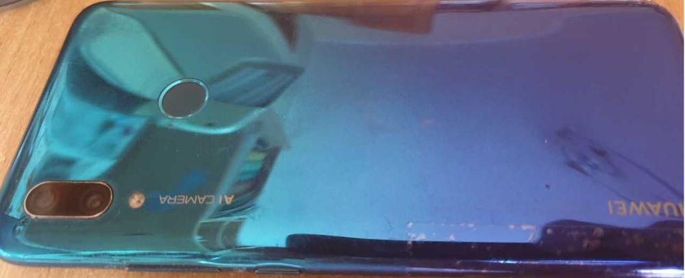 смартфон HUAWEI p20 Lite 2019г, 3/32