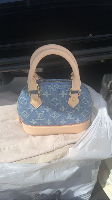 Продам сумки Chanel Fendi LV
