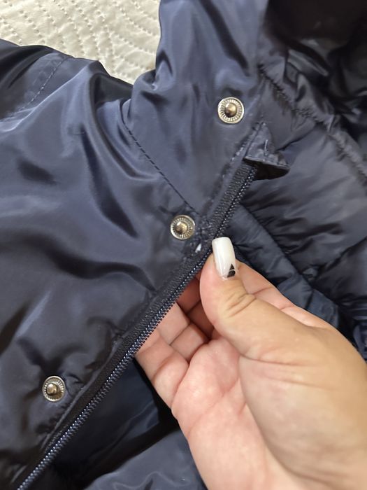 Зимни якета Guess Sinsay