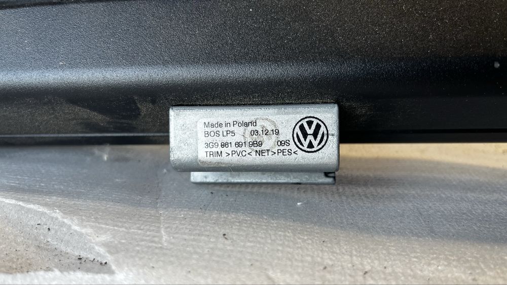 Volkswagen Passat B8 щора за багажник