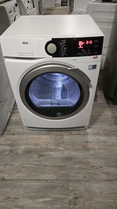 Сушилня AEG 8kg термо помпа