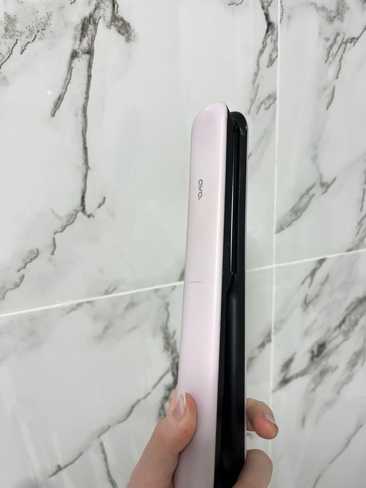 Выпрямитель Ava для волос