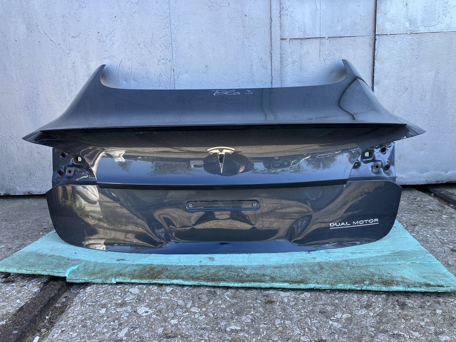 Заден капак багажник за Tesla 3 Тесла 3  2017-2023г