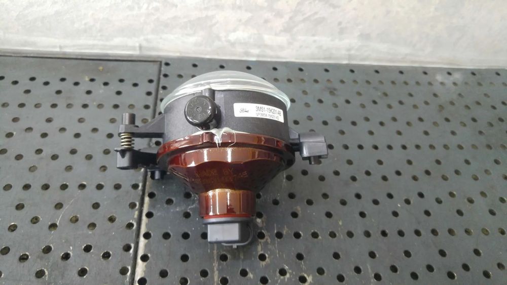 Proiector ceata dreapta ford focus 2 3m5115k201ab