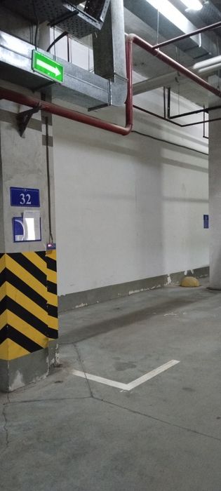 Паркинг  в самом центре