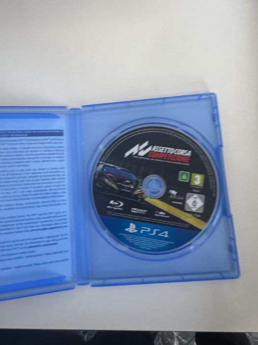 Игри за ps4 мега добри не използвани в много добро състояние