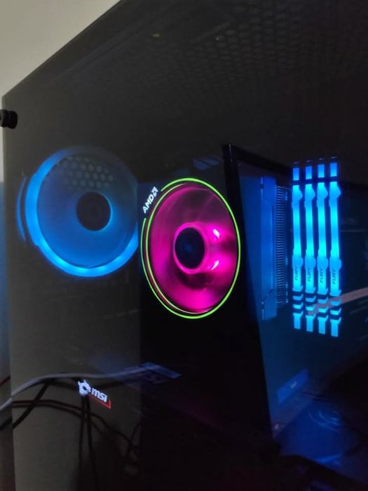 Vând pc COMPLET !( Doar complet)