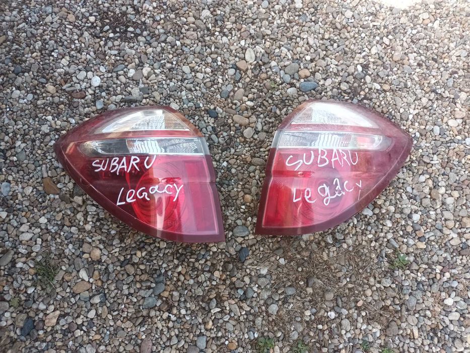 ляв и десен стоп за субару легаси SUBARU LEGACY