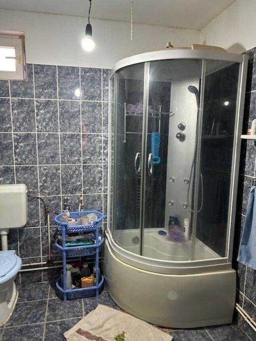 Vindem Casa cu 4 camere in Husasau de Tinca