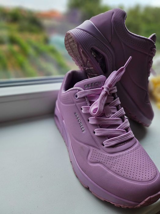 Маратонки Skechers