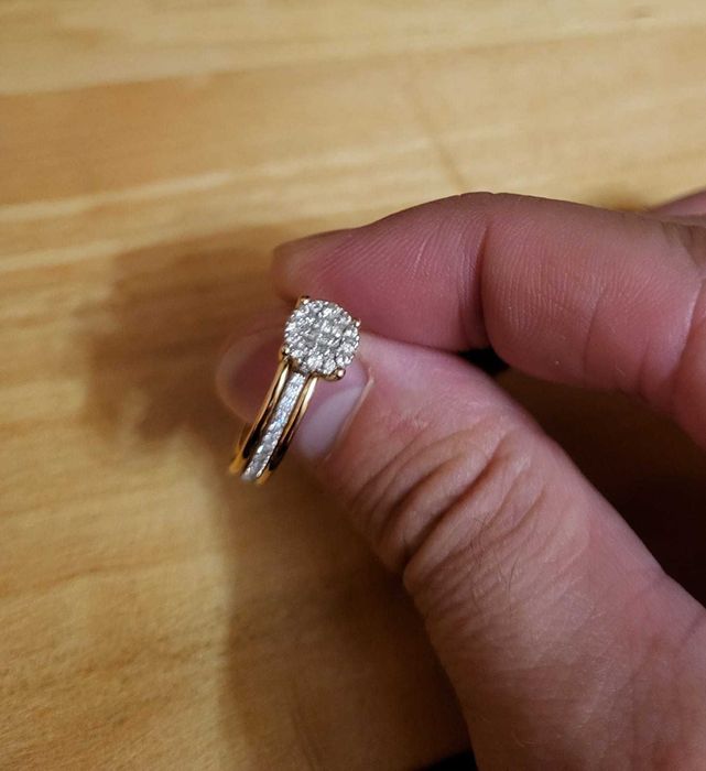 Inel de logodna cu diamante din aur roz si alb Teilor