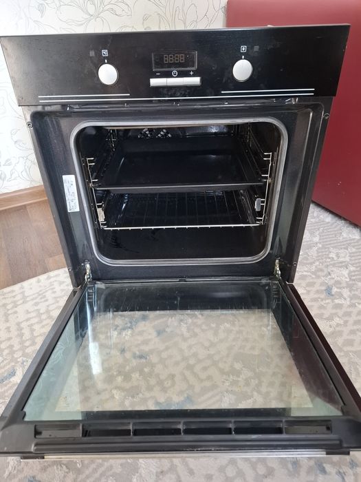 Духовка  Electrolux