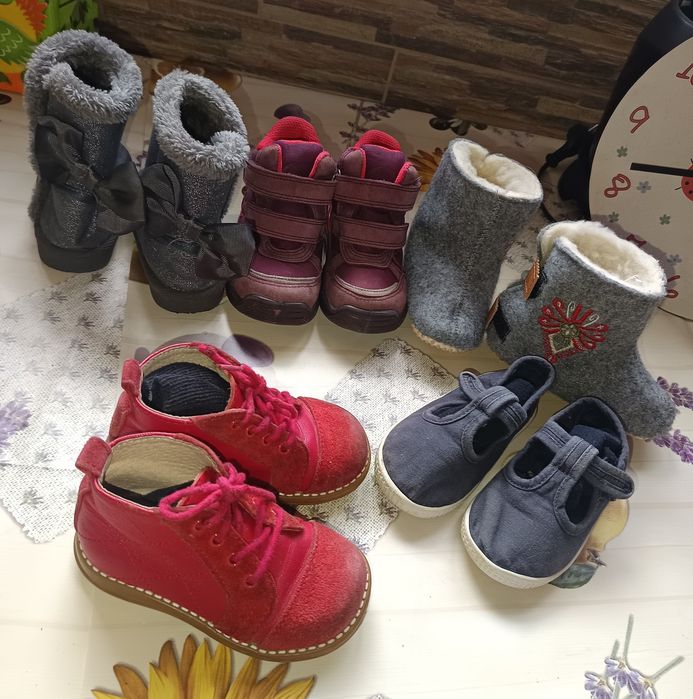 Lot pantofi marimea 22