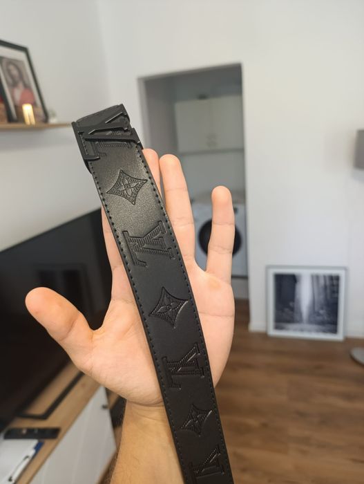 Curea Louis Vuitton neagra