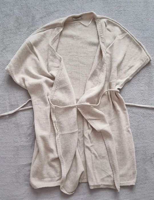 Vesta tricotata Mango Suit