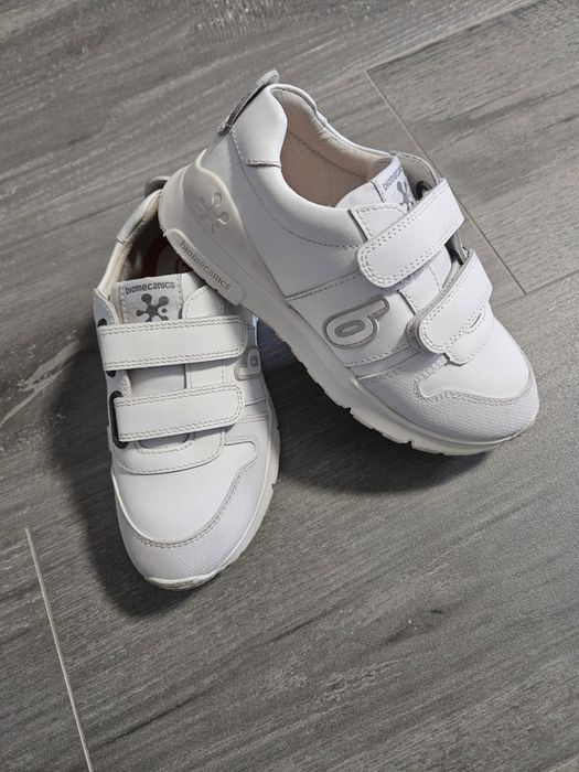 Adidasi biomecanics marime 29