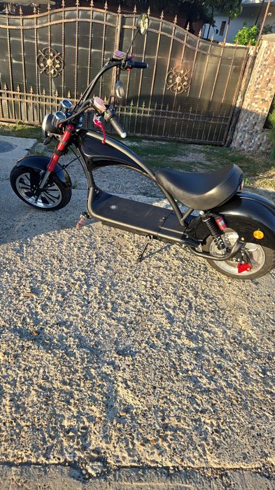 Vand scuter electric