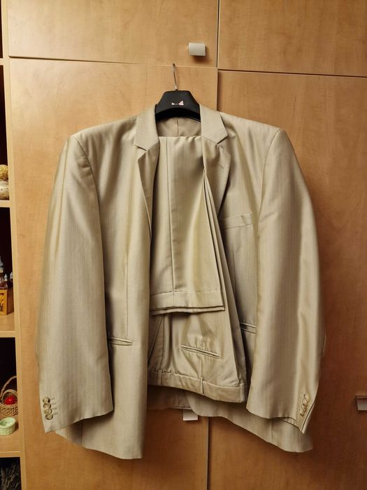 Costum barbatesc