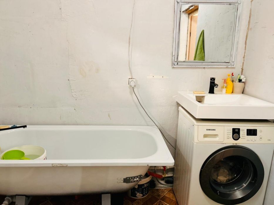 4 бөлмелі жер үй сатылады Тез арада