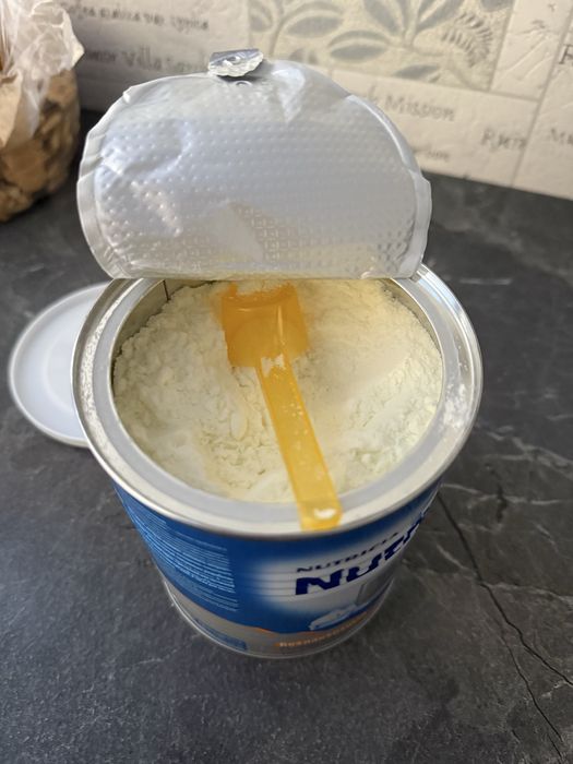 Продам смесь Nutrilon безлактозная