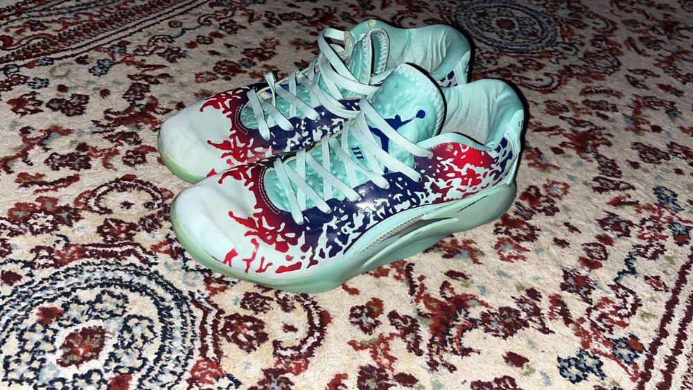 Баскетболные кроссовка. Nike Jordan Zion 3