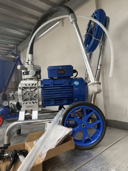 Pompa airless zugravit vopsit varuit 220v 350bar 4,9kw completa furtun