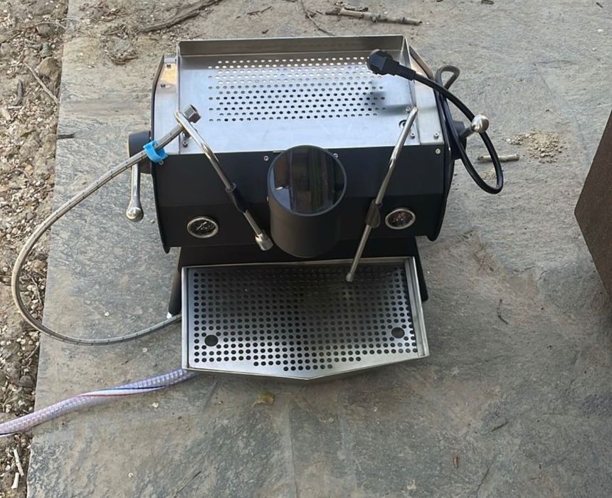 Продам кофе машину б/у