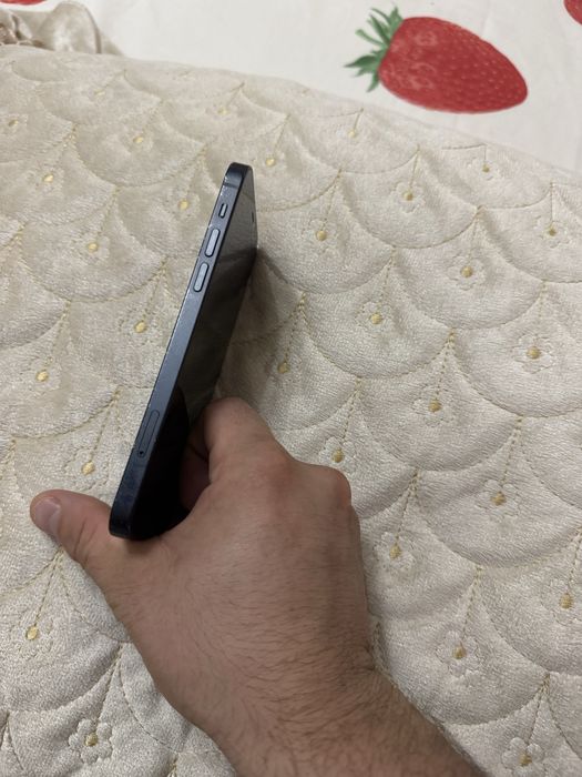 Vand iPhone 12 128 gb