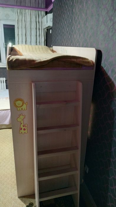 Двухярусный детский кровать