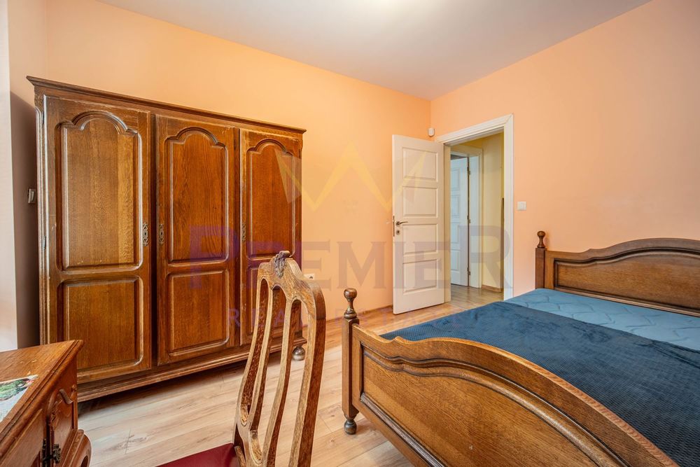 Продава се Тристаен апартамент в Варна, Левски - 102 кв.м за 2550 €/кв.м - Снимка #4