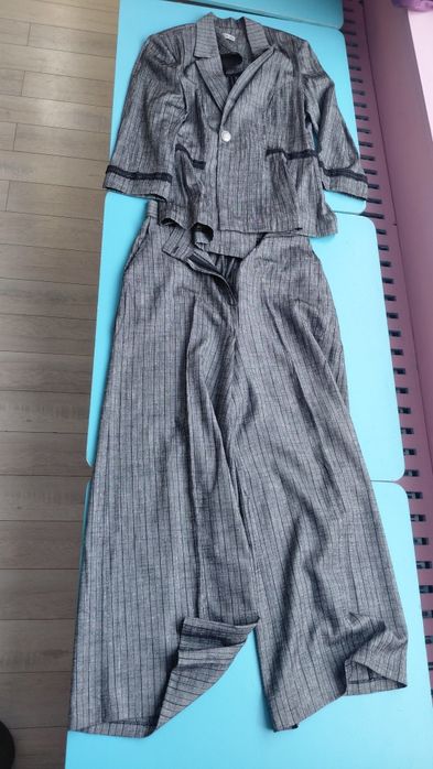 Продаётся вещи хорошие состояние