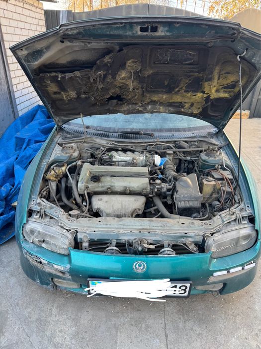 Продам мазду 323