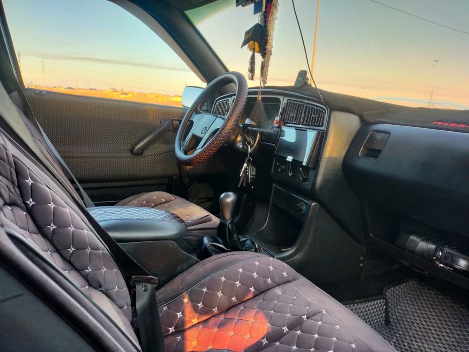 Продам срочно машину