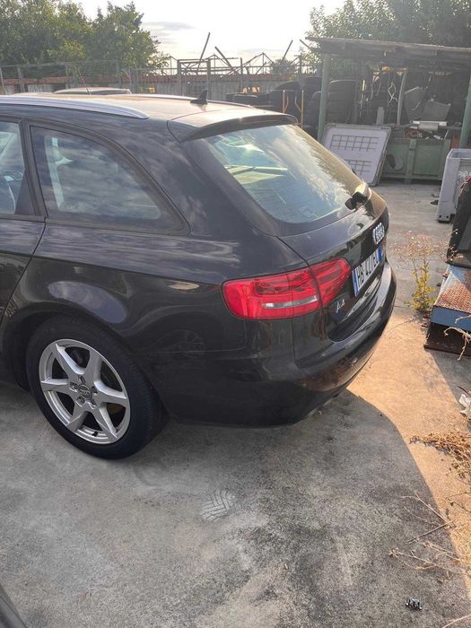 Audi a4 b8 anul 2009