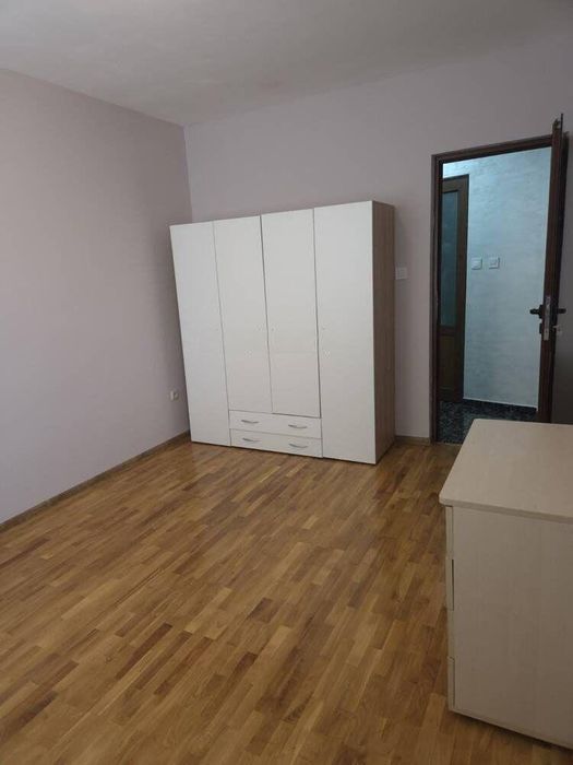Дава се под наем Тристаен апартамент в София, Бояна - 120 кв.м за 847.62 € - Снимка #6