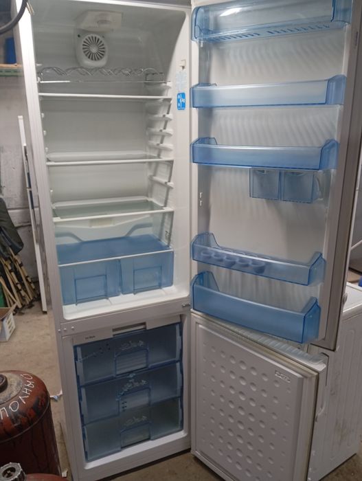 Продам холодильник ВЕКО