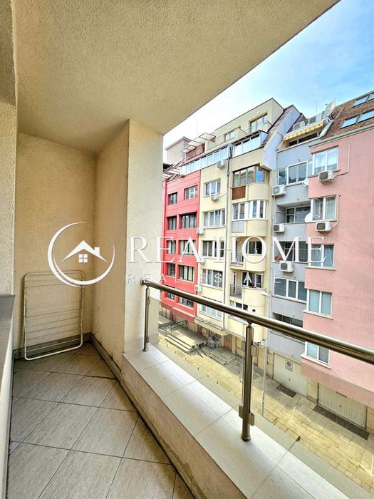 Продава се Двустаен апартамент в София, Оборище - 82 кв.м за 2877 €/кв.м - Снимка #5