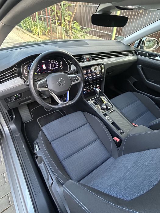 VOLKSWAGEN Passat 2022 — imagine 4
