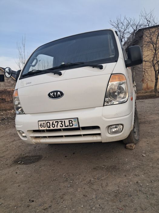 KIA BONGO 2010 yil
