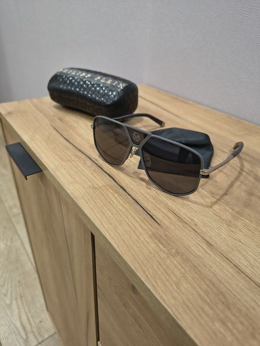 Очки солнцезащитные Philipp Plein