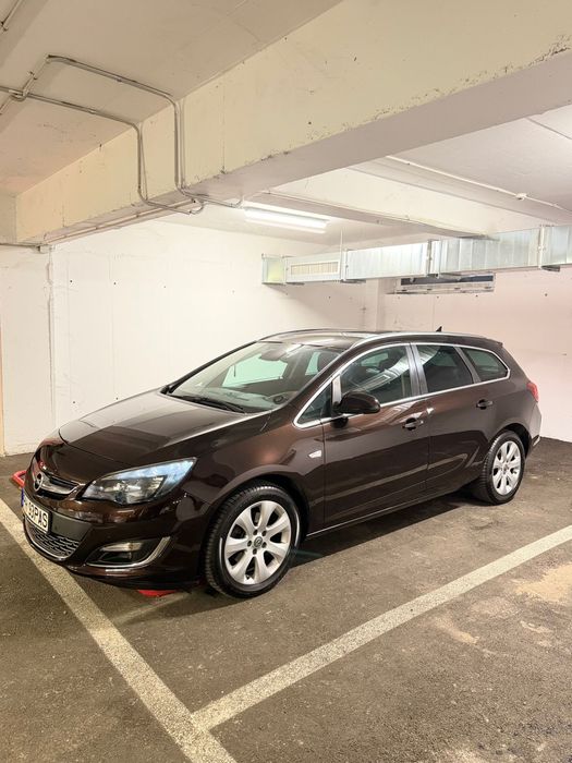 Opel Astra 2015 J Sports Tourer 1.6 diesel 136cp