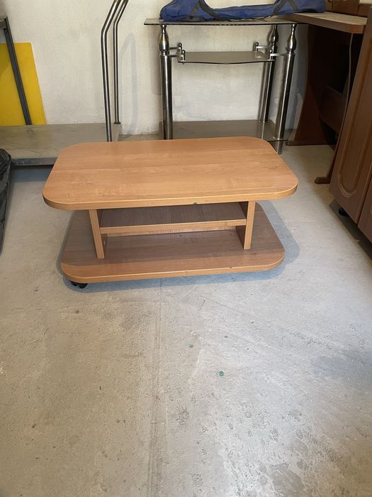 Продам под телевизирник