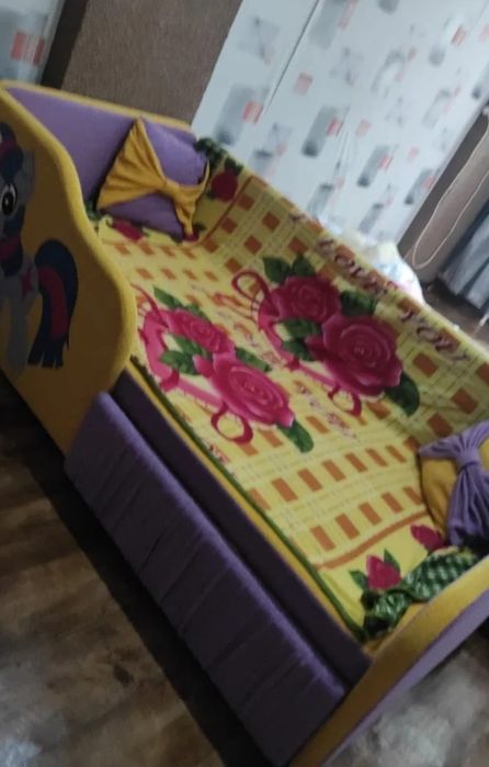 Подам детскую кровать