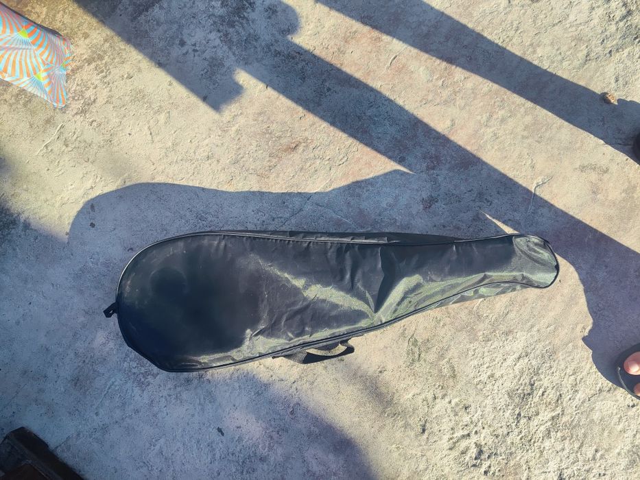 Семеен комплект от 3 бр. ракети и 4 хилки.