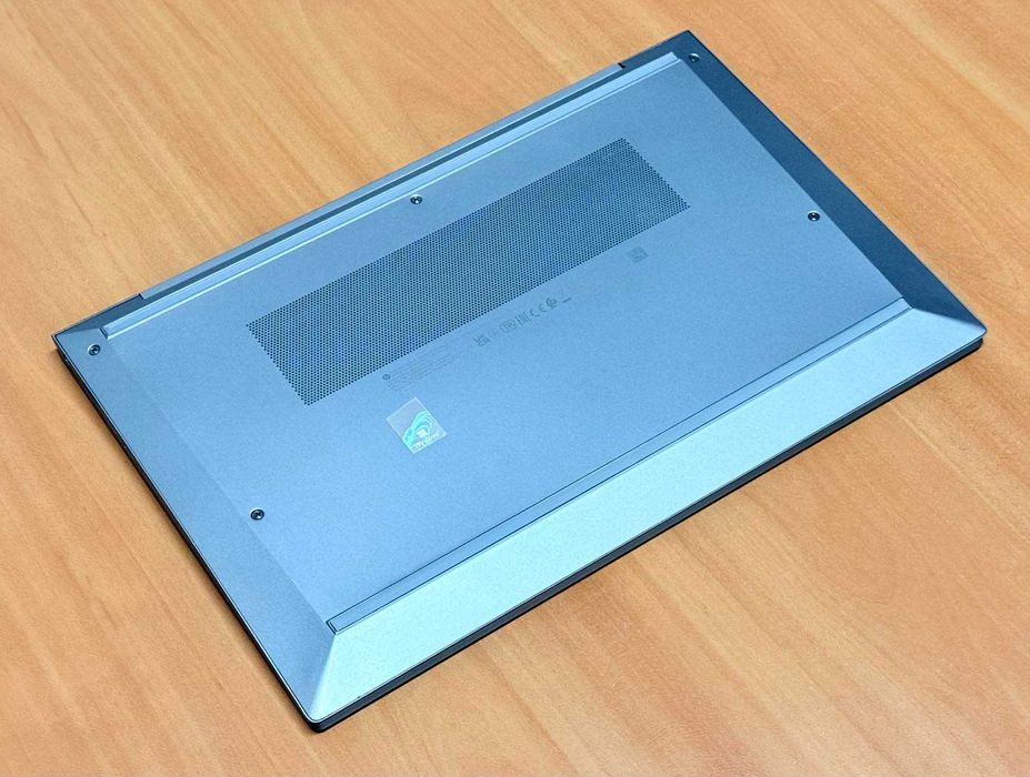 Core i7-1185G7 / 32GB RAM / Quadro T500 - 4GB / 256GB SSD / HP ZbooK Firefly 14 G8 / 14.0" FHD IPS 400nits