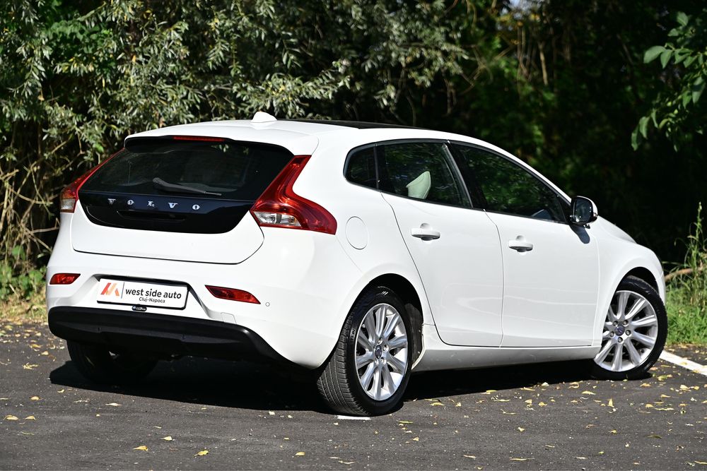 Volvo V40 - D2 - 2013 - Panoramic/Xenon/Keyless