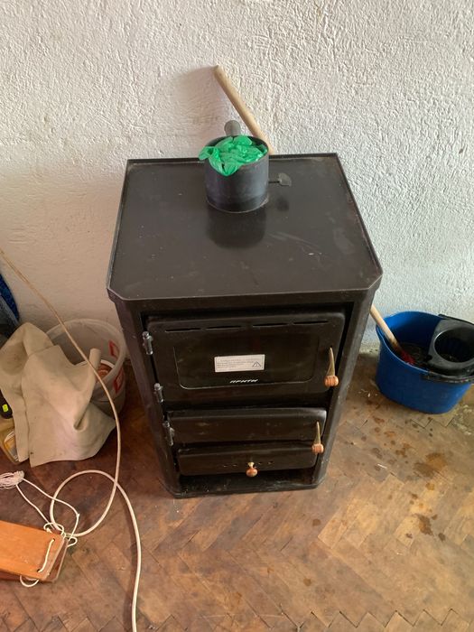 Камина с водна риза два радиатора и помпа