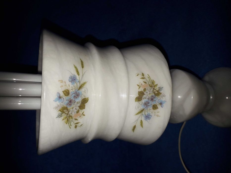 Veioza alabastru - inaltime 24 cm