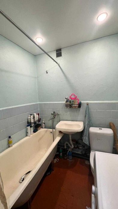 Продам 1 ком квартиру в 19 МКРне!